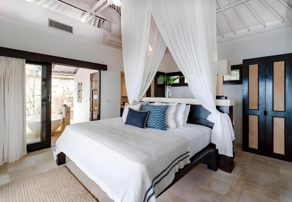 Batu Karang Lembongan Resort & Spa Exterior foto