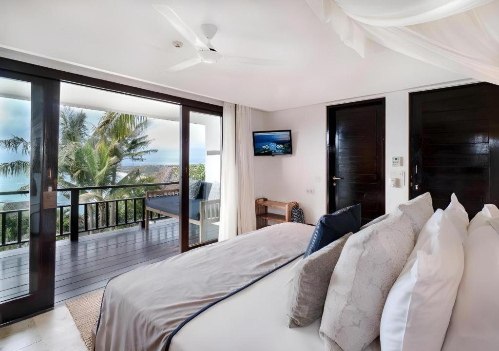 Batu Karang Lembongan Resort & Spa Exterior foto